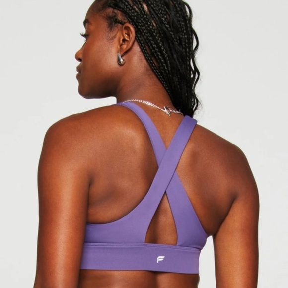 Fabletics Oasis Cross-Back Sports Bra in light lilac size L - Picture 6 of 6